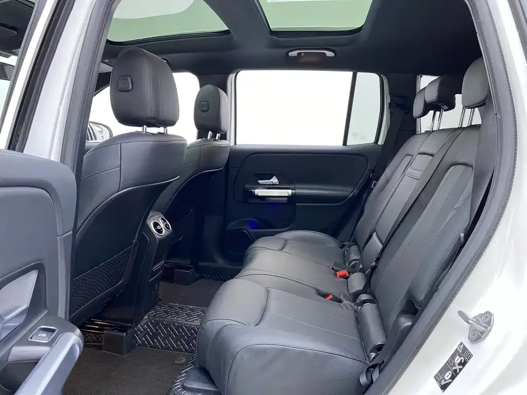 Mercedes-Benz GLB 2023 из CN, фото 8