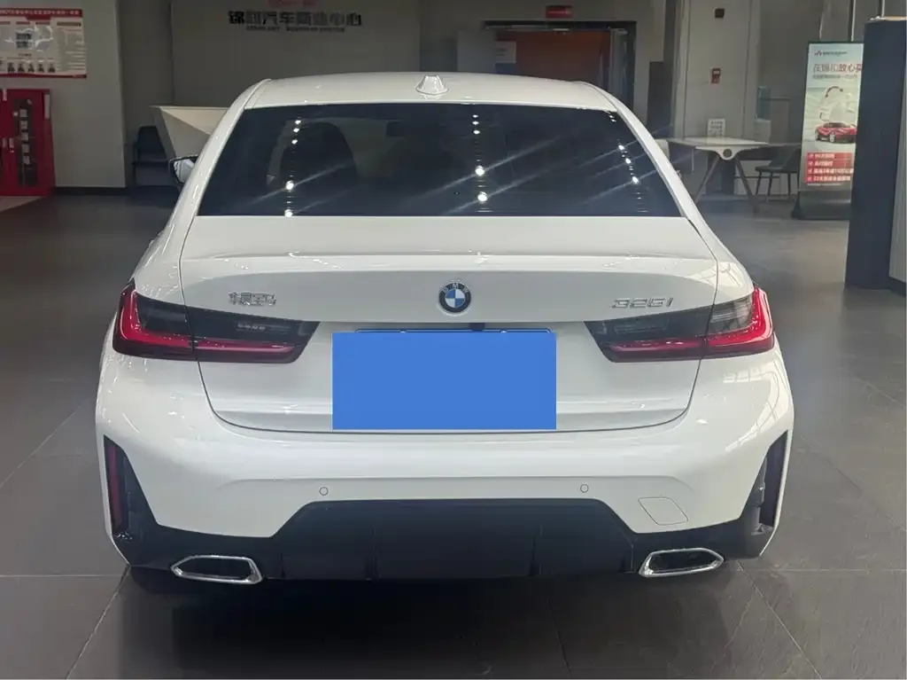 BMW 3 Series 2024 из CN, фото 9