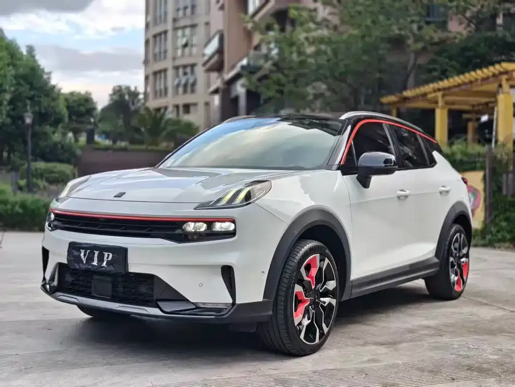 Lynk & Co 06 2021 из CN, фото 1