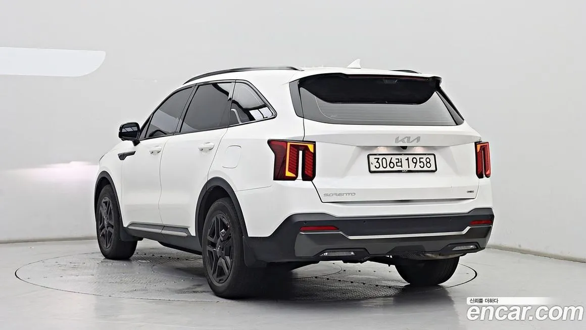 Kia Sorento — фото 4