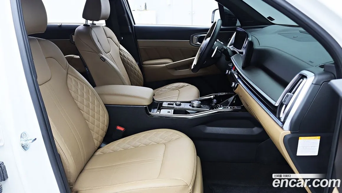 Kia Sorento — фото 9