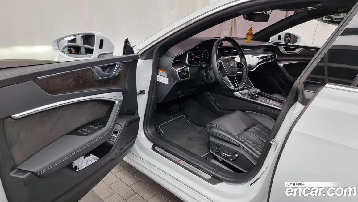 Audi A7 — фото 10