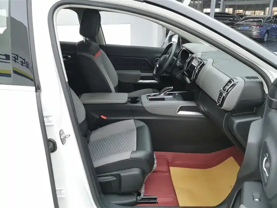 Citroen C5 AIRCROSS New Energy 2021 из CN, фото 8
