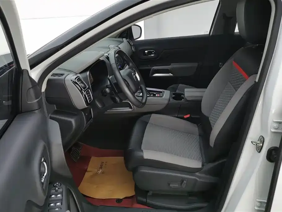 Citroen C5 AIRCROSS New Energy 2021 из CN, фото 9