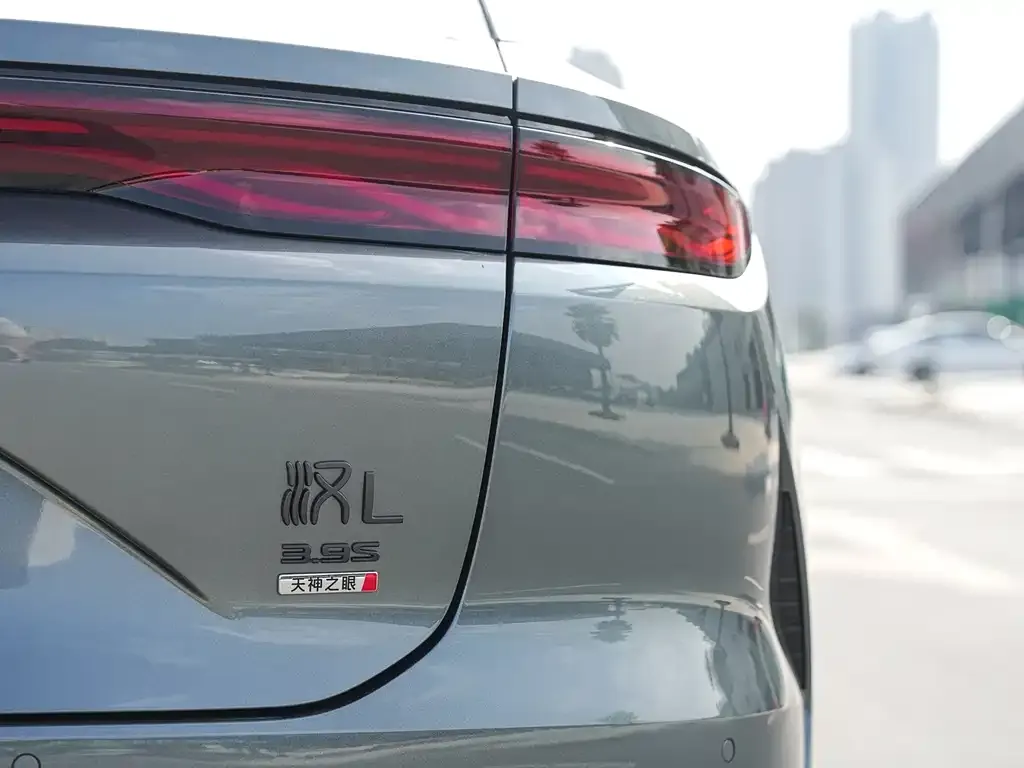 BYD Han L 2025 из CN, фото 9