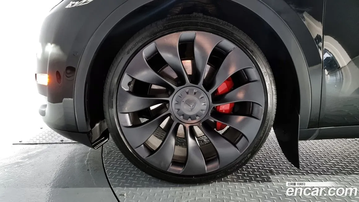 Tesla Model Y 2022 из KR, фото 5