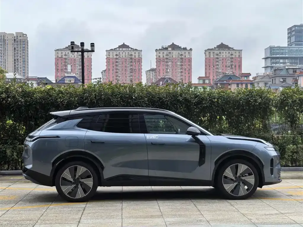 Lynk & Co 08 EM-P 2024 из CN, фото 4