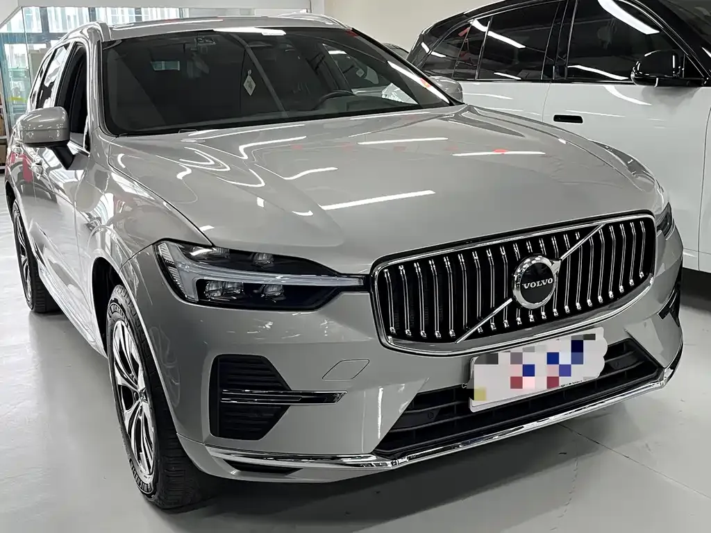 Volvo XC60 2023 из CN, фото 3