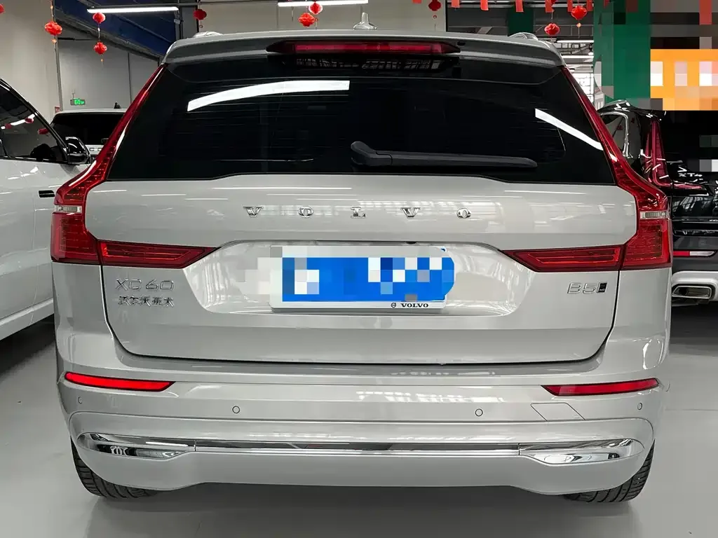 Volvo XC60 2023 из CN, фото 5