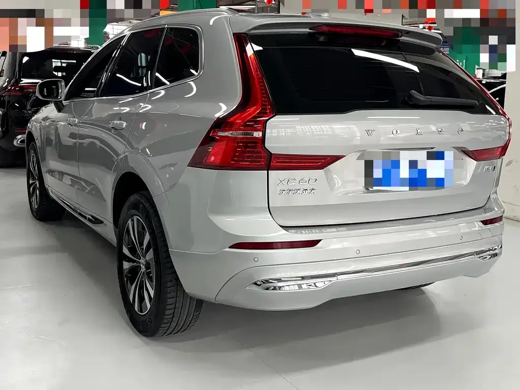 Volvo XC60 2023 из CN, фото 6
