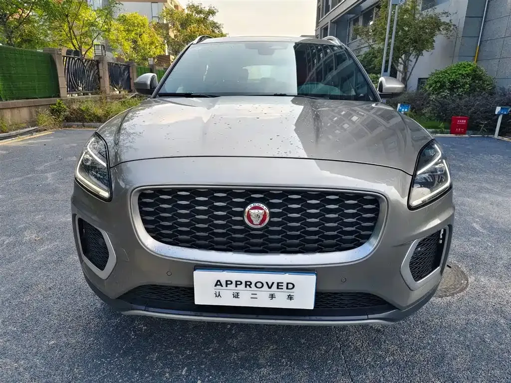 Jaguar E-PACE 2023 из CN, фото 2