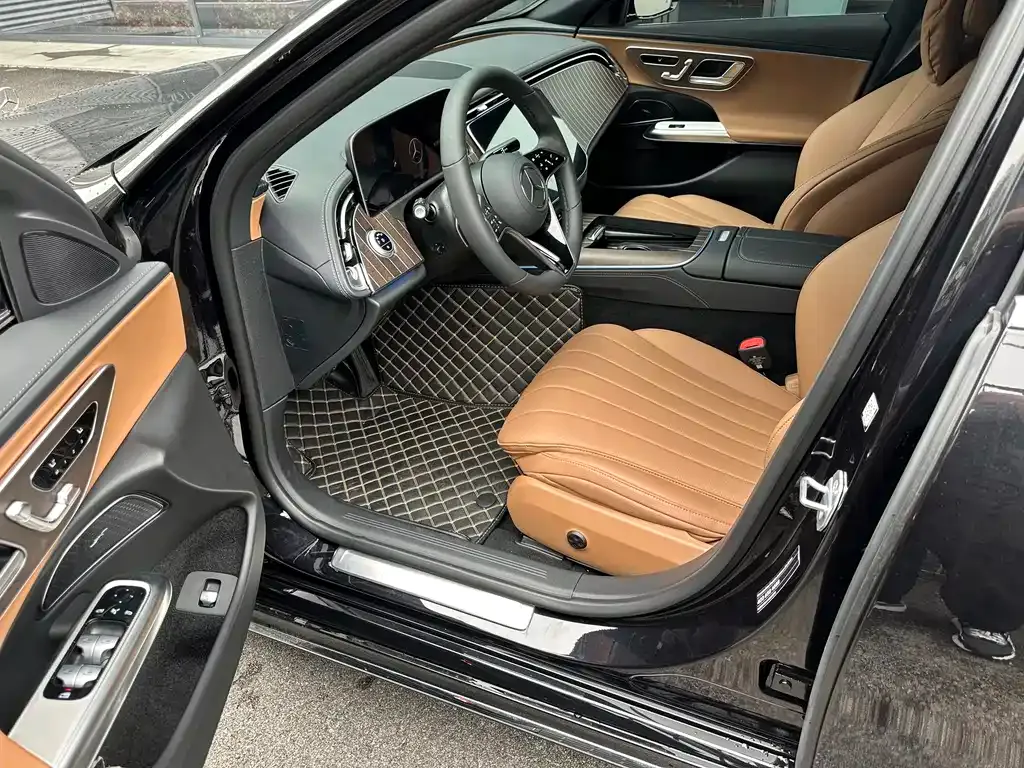 Mercedes-Benz E-Class 2025 из CN, фото 2