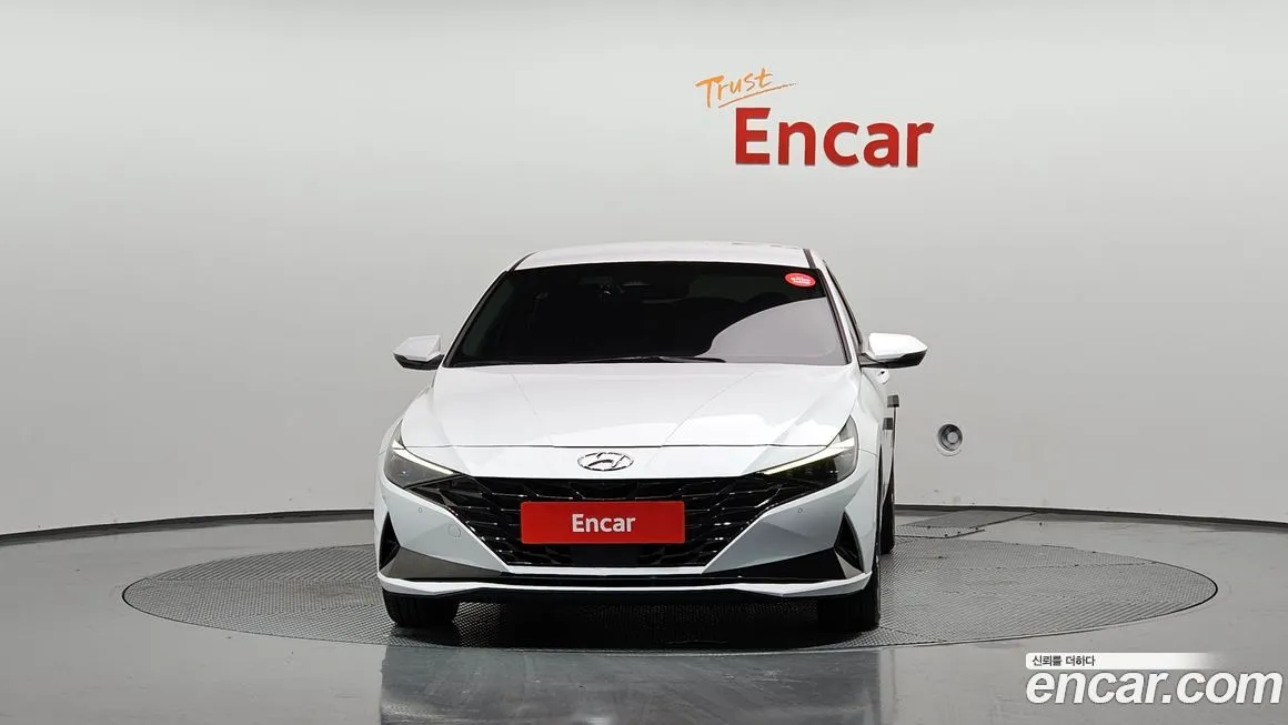 Hyundai AVANTE — фото 3