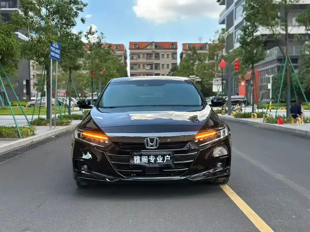 Honda Accord 2023 из CN, фото 2