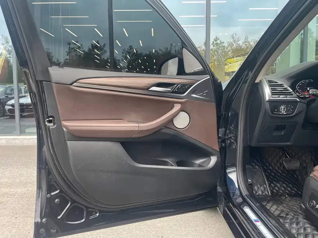 BMW X3 2023 из CN, фото 9