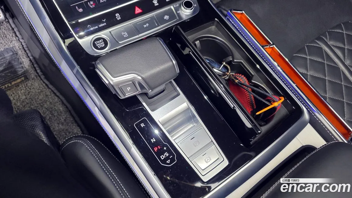 Audi Q8 2023 из KR, фото 9