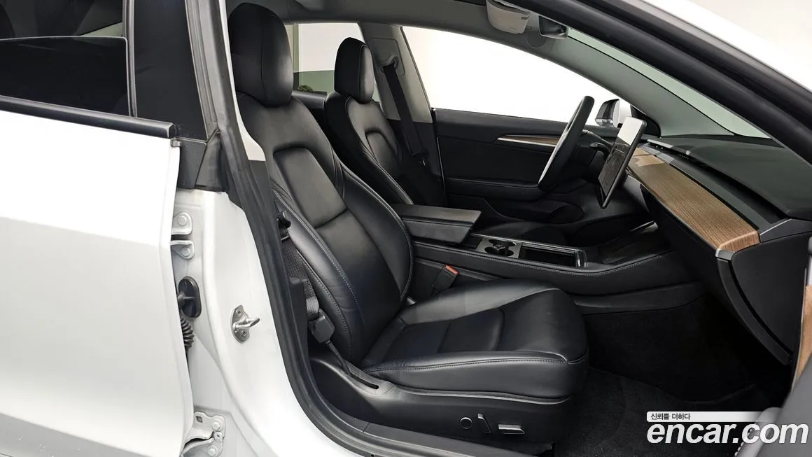 Tesla Model 3 2021 из KR, фото 10