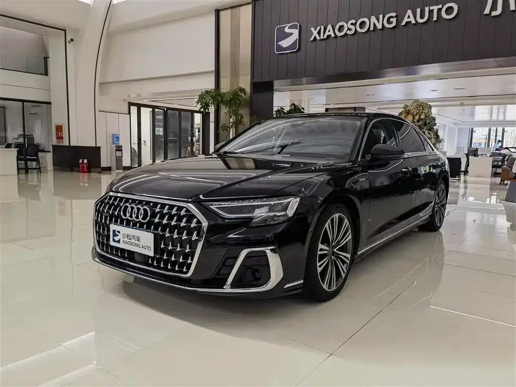 Audi A8 2023 из CN, фото 1