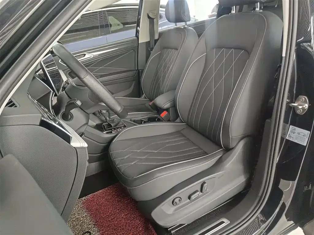 Volkswagen Tiguan L 2023 из CN, фото 7