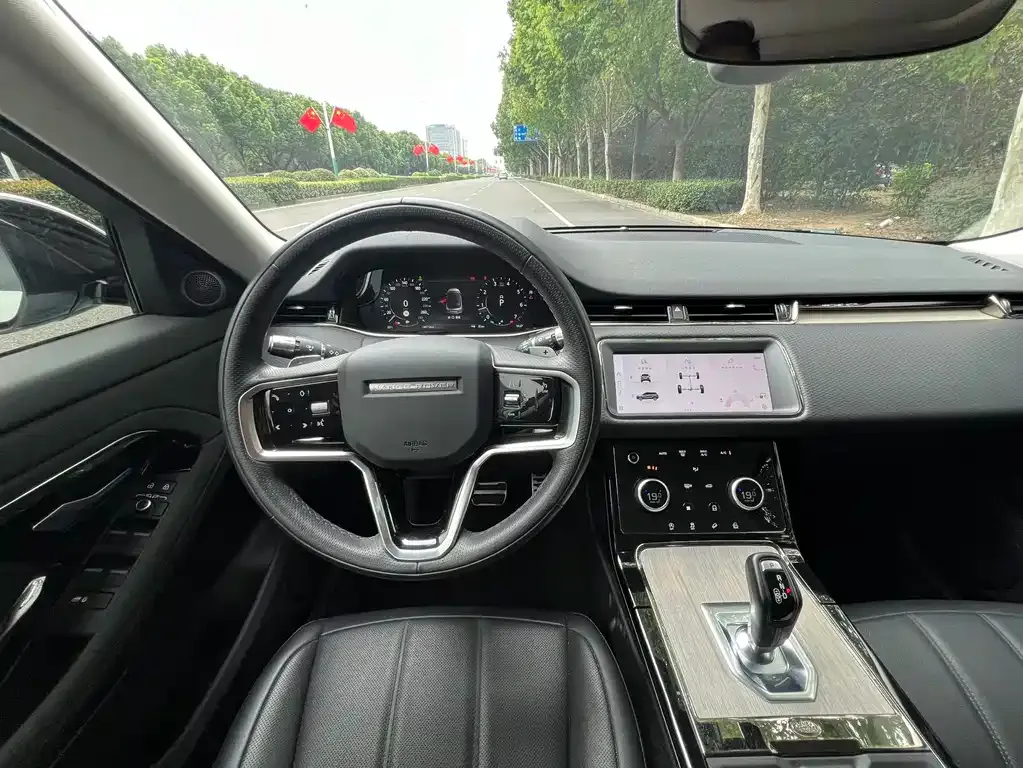 Land Rover Evoque — фото 8
