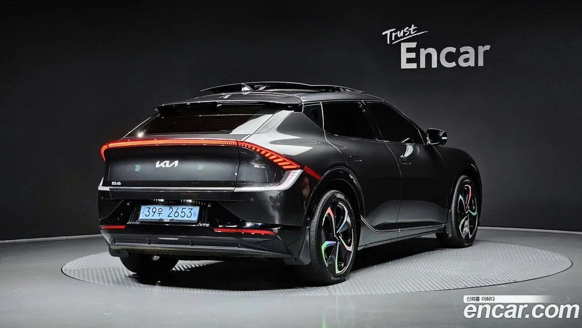 Kia EV6 — фото 2