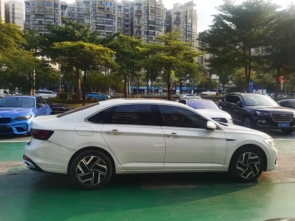 Volkswagen Sagitar 2023 из CN, фото 8