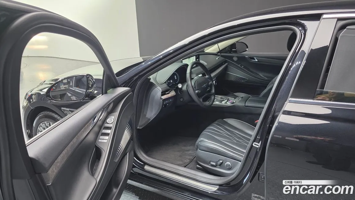 Genesis G80 — фото 10