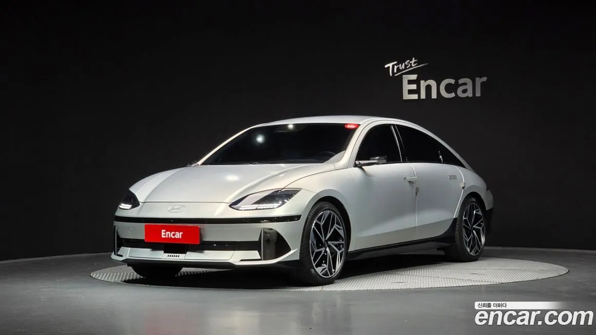 Hyundai Ioniq6 — фото 1