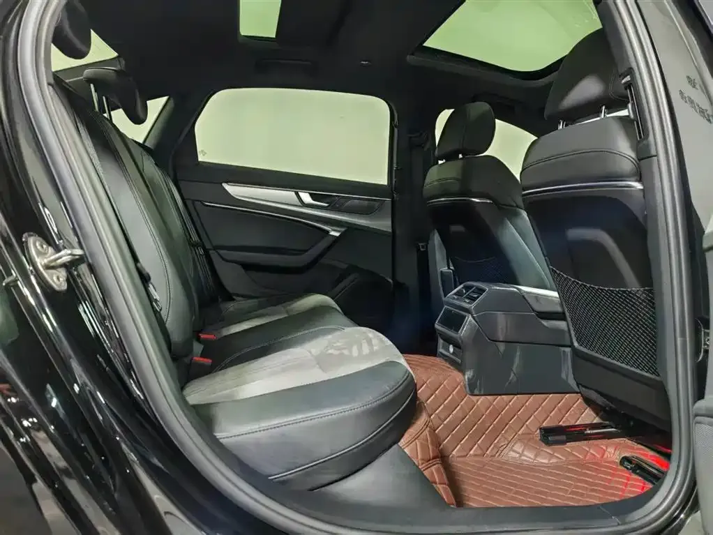Audi A6L New Energy 2022 из CN, фото 6