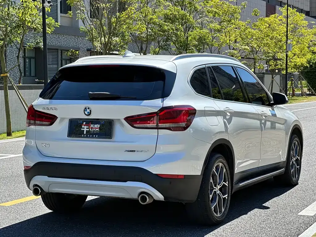 BMW X1 — фото 4