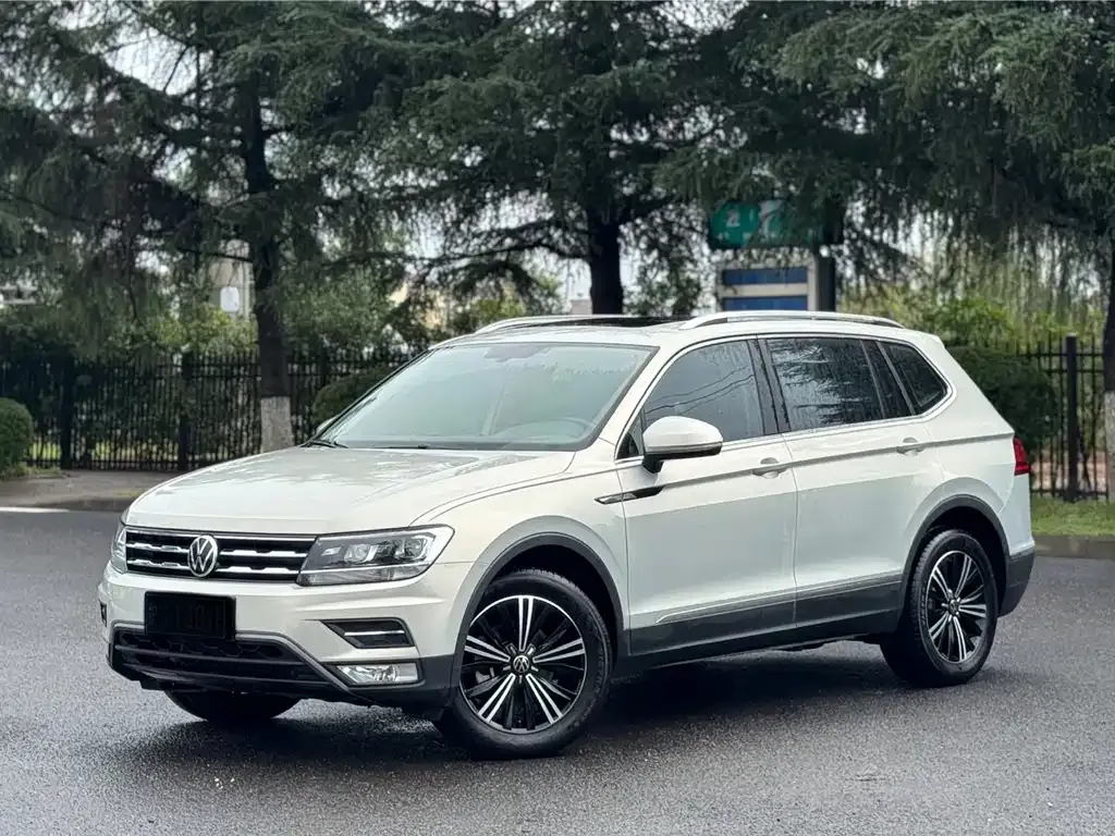 Volkswagen Tiguan L 2021 из CN, фото 1