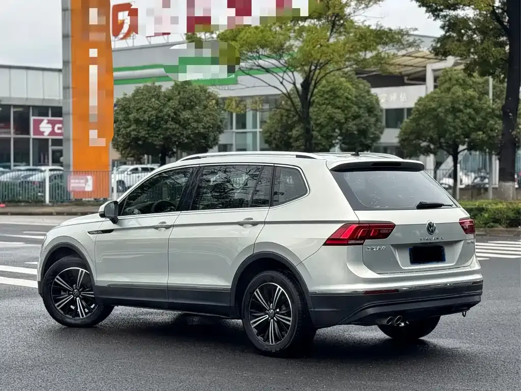 Volkswagen Tiguan L 2021 из CN, фото 9