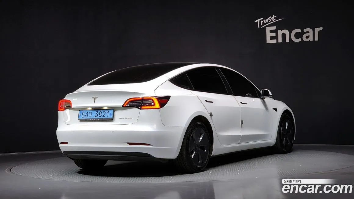 Tesla Model 3 2022 из KR, фото 2