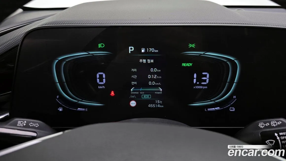 Kia Niro — фото 8