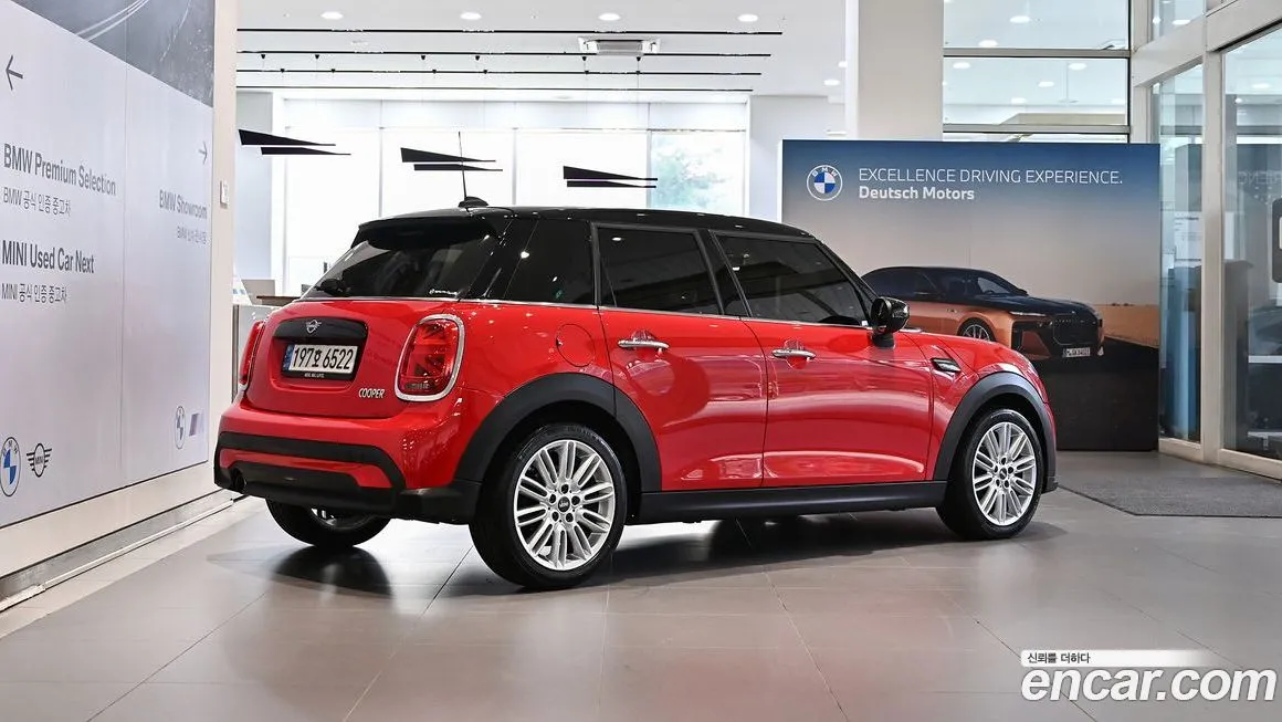 Mini Cooper 2022 из KR, фото 2