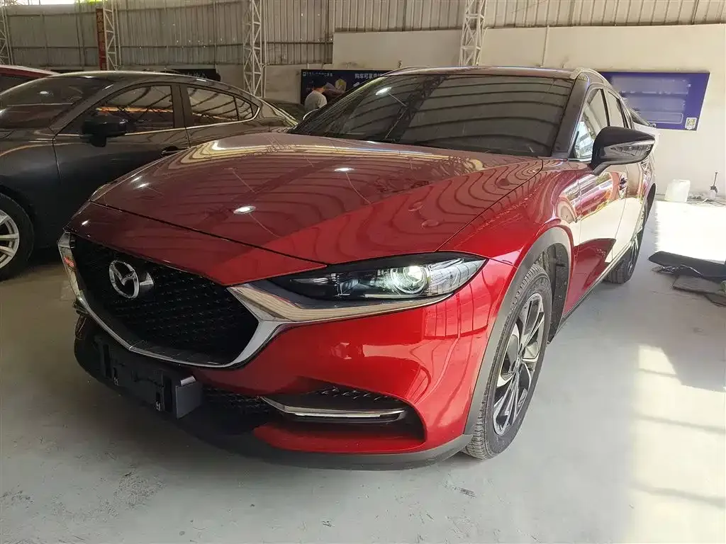 Mazda CX-4 2021 из CN, фото 1