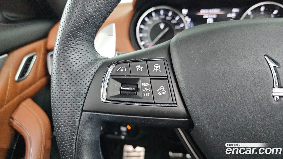 Maserati Levante 2021 из KR, фото 10