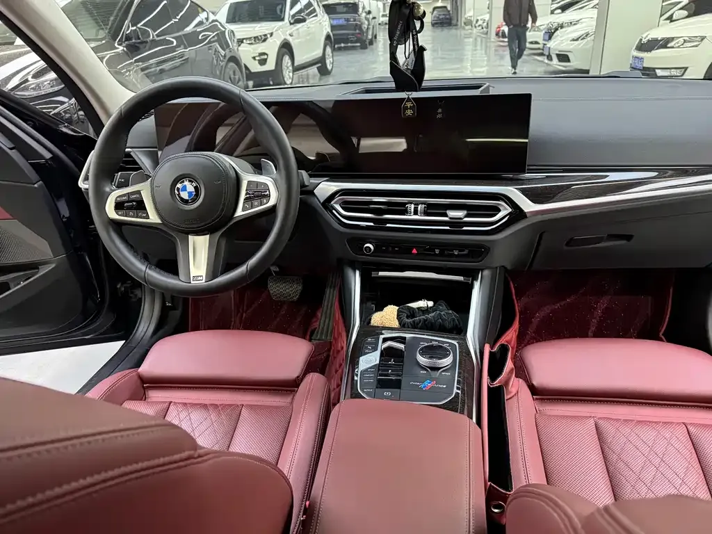 BMW 3 Series 2024 из CN, фото 6