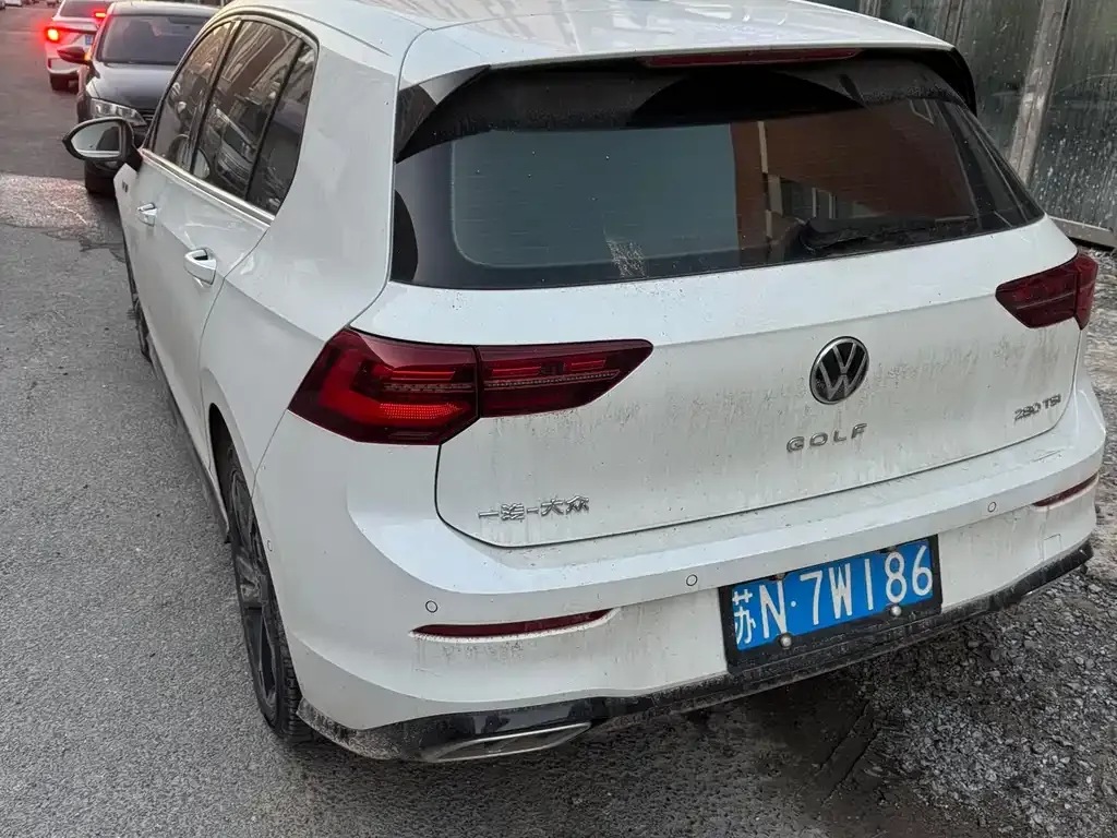Volkswagen Golf 2022 из CN, фото 10