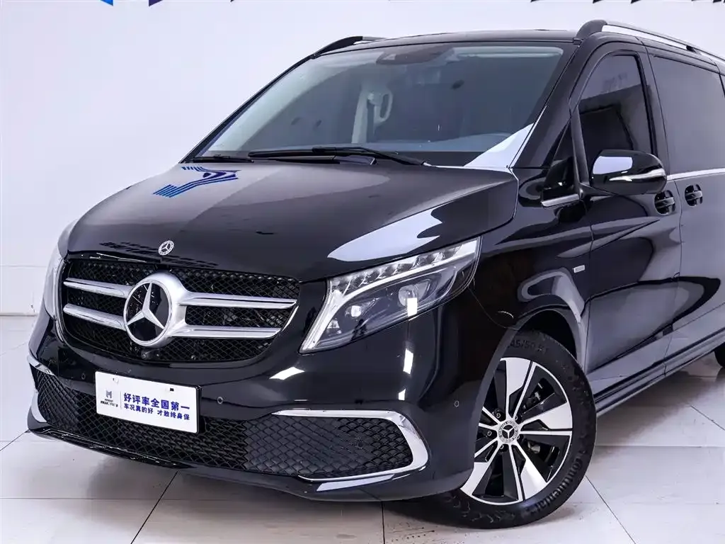 Mercedes-Benz V-Class 2024 из CN, фото 3