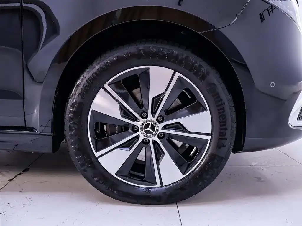 Mercedes-Benz V-Class 2024 из CN, фото 6