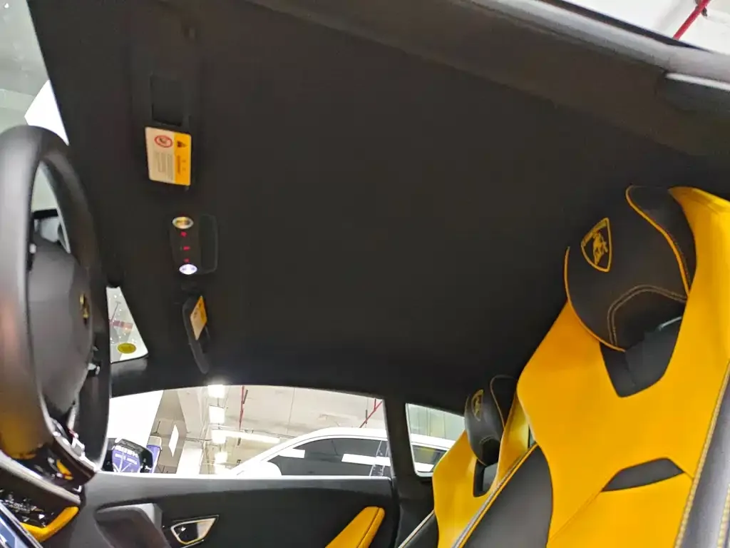 Lamborghini Huracan 2023 из CN, фото 7