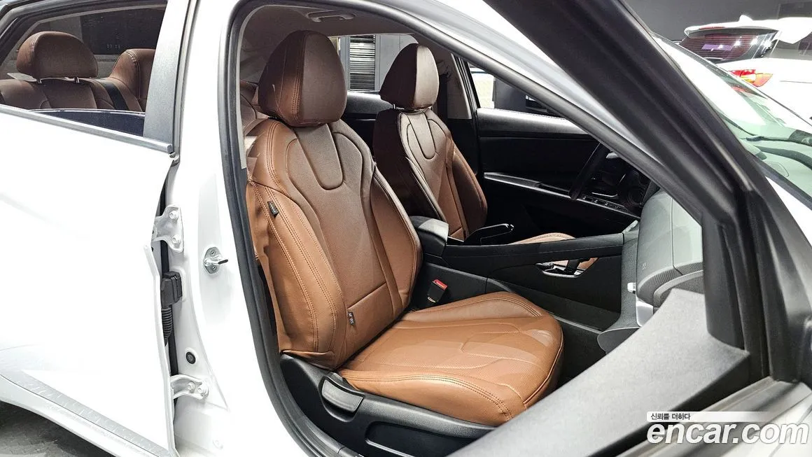 Hyundai AVANTE 2021 из KR, фото 10