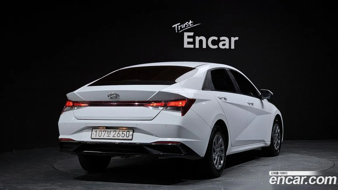 Hyundai AVANTE 2021 из KR, фото 2