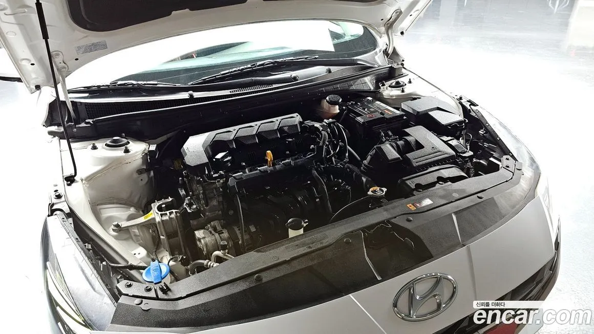 Hyundai AVANTE 2021 из KR, фото 6