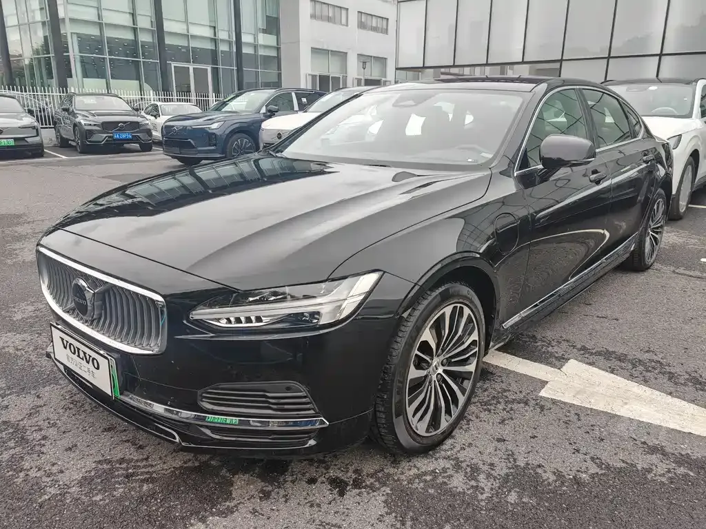 Volvo S90 PHEV — фото 1