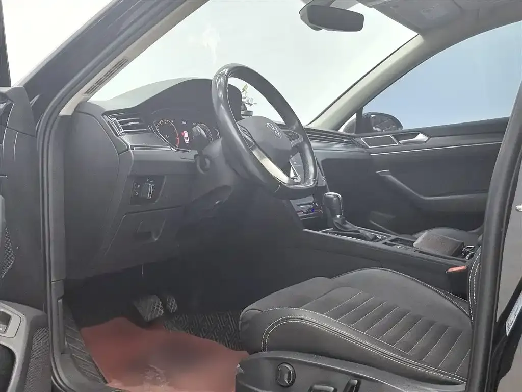 Volkswagen Magotan 2022 из CN, фото 9