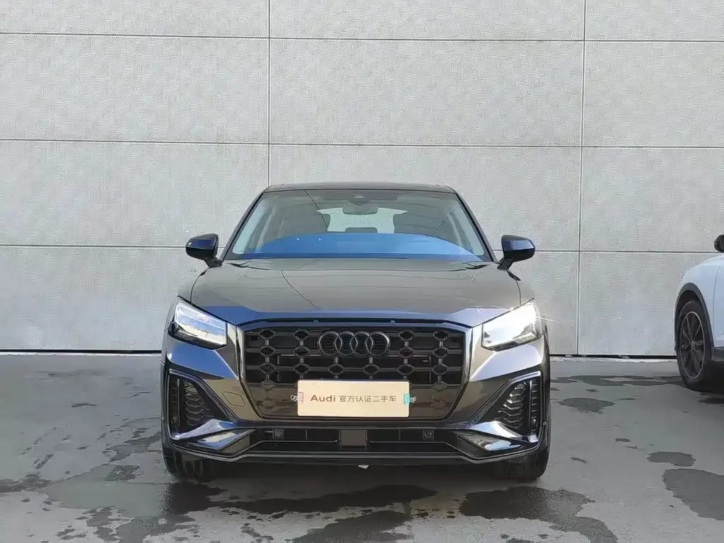 Audi Q2L 2024 из CN, фото 2