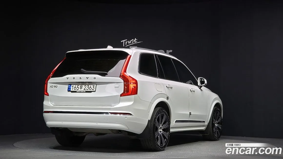 Volvo XC90 — фото 2
