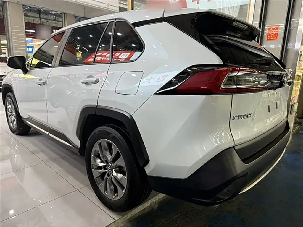 Toyota Wildlander 2022 из CN, фото 10